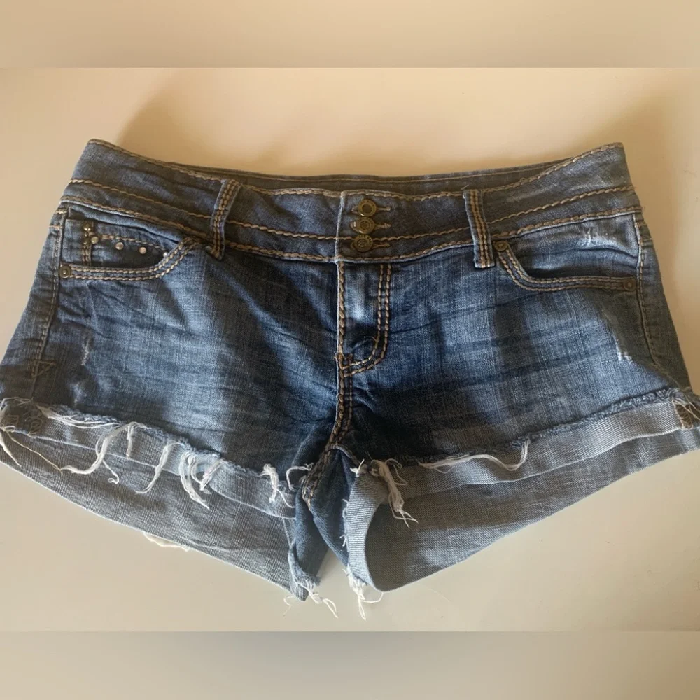 1st Kiss Embellished Raw Hem Jean Shorts